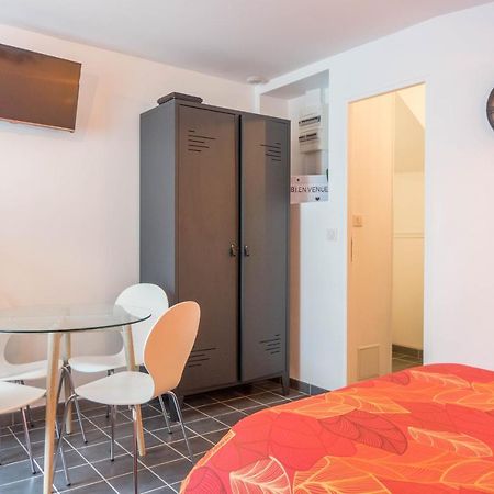 Studio Le Ligerien Saint-Denis-de lʼHôtel Eksteriør bilde